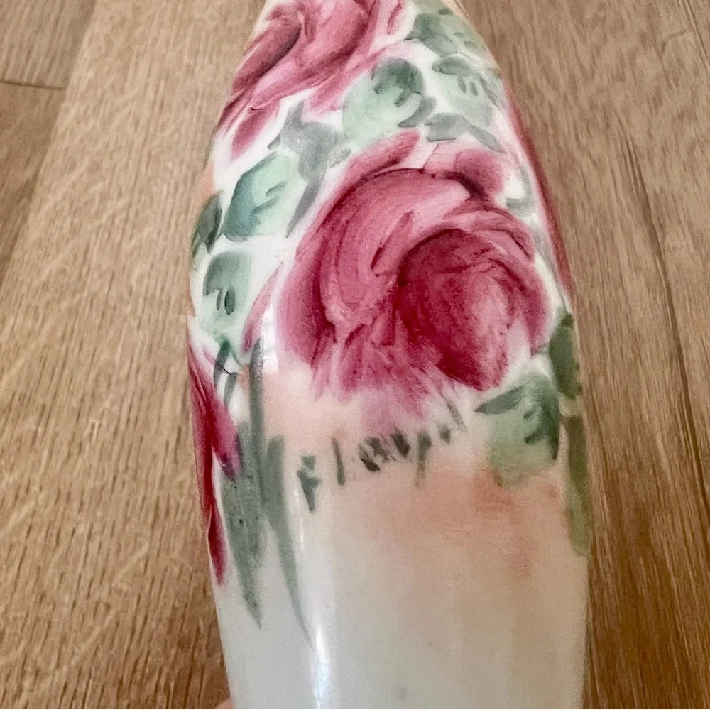 Vintage Japan Hand Painted Rose Bud Vase Signed‎ 7”